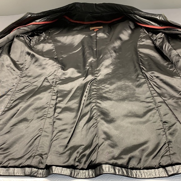 **HOST PICK** Danier Leather Jacket - Picture 7 of 14